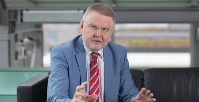 Fordert finanzpolitische Prioritäten: Hans-Günter Henneke, Hauptgeschäftsführer des Deutschen Landkreistages in Berlin.