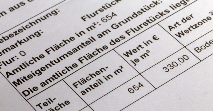 NRW-Kommunen sollen künftig mit unterschiedlichen Hebesätzen für die Grundsteuer arbeiten dürfen – die kommunale Familie kritisiert diese Pläne scharf.